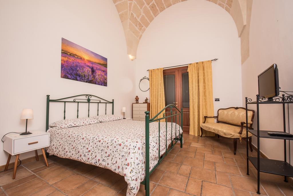 Appartamenti "Il Delfino" Lecce Exterior foto